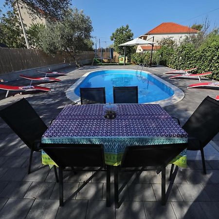 Apartment With Private Pool Sukošan Extérieur photo