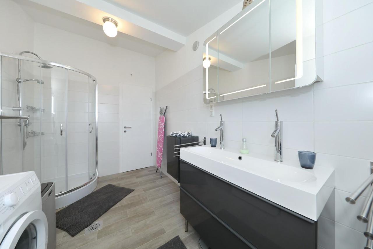 Apartment With Private Pool Sukošan Extérieur photo